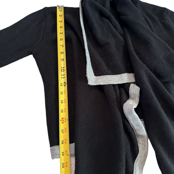 Kaitlyn Two Tone Drape Open Front Cardigan Size Small - Picture 8 of 17